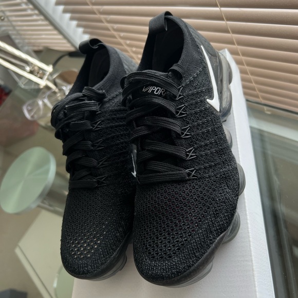 Nike Air Vapormax Flyknit 2 - Picture 4 of 6